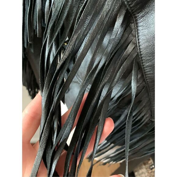 Fringe leather like black jacket size medium - Picture 4 of 13